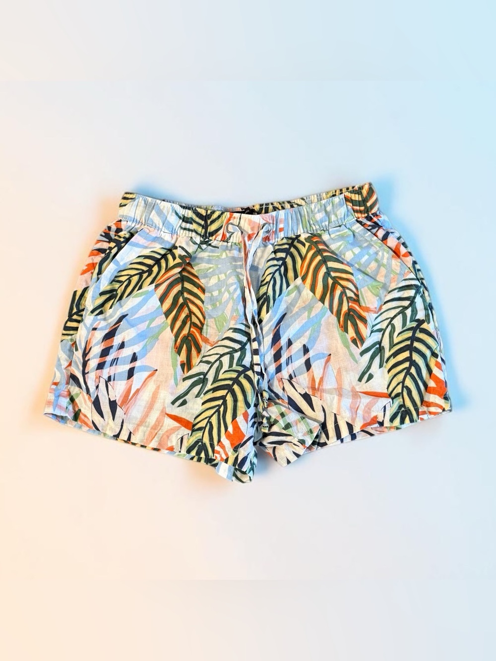 Tahari 100% Linen Shorts Size SM Tropical Pockets Beach Resort Cruise Summer 3"